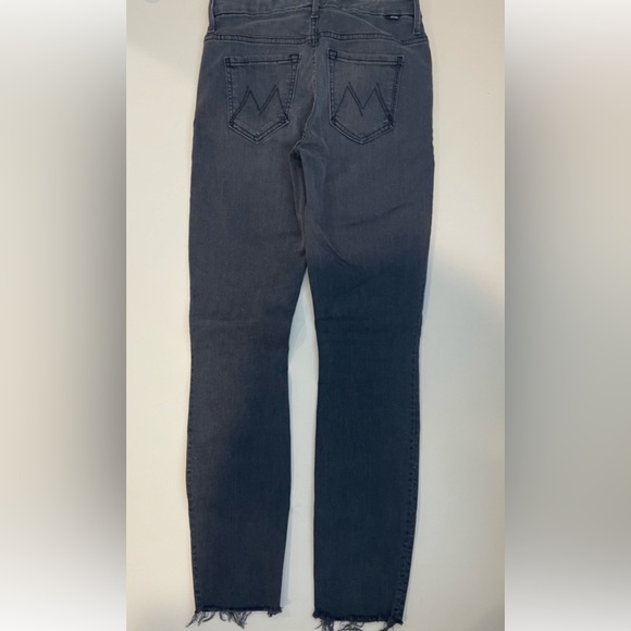 MOTHER DENIM High Waisted Looker
Ankle Fray Size 25 Color Lighting up Lanterns - Picture 3 of 7